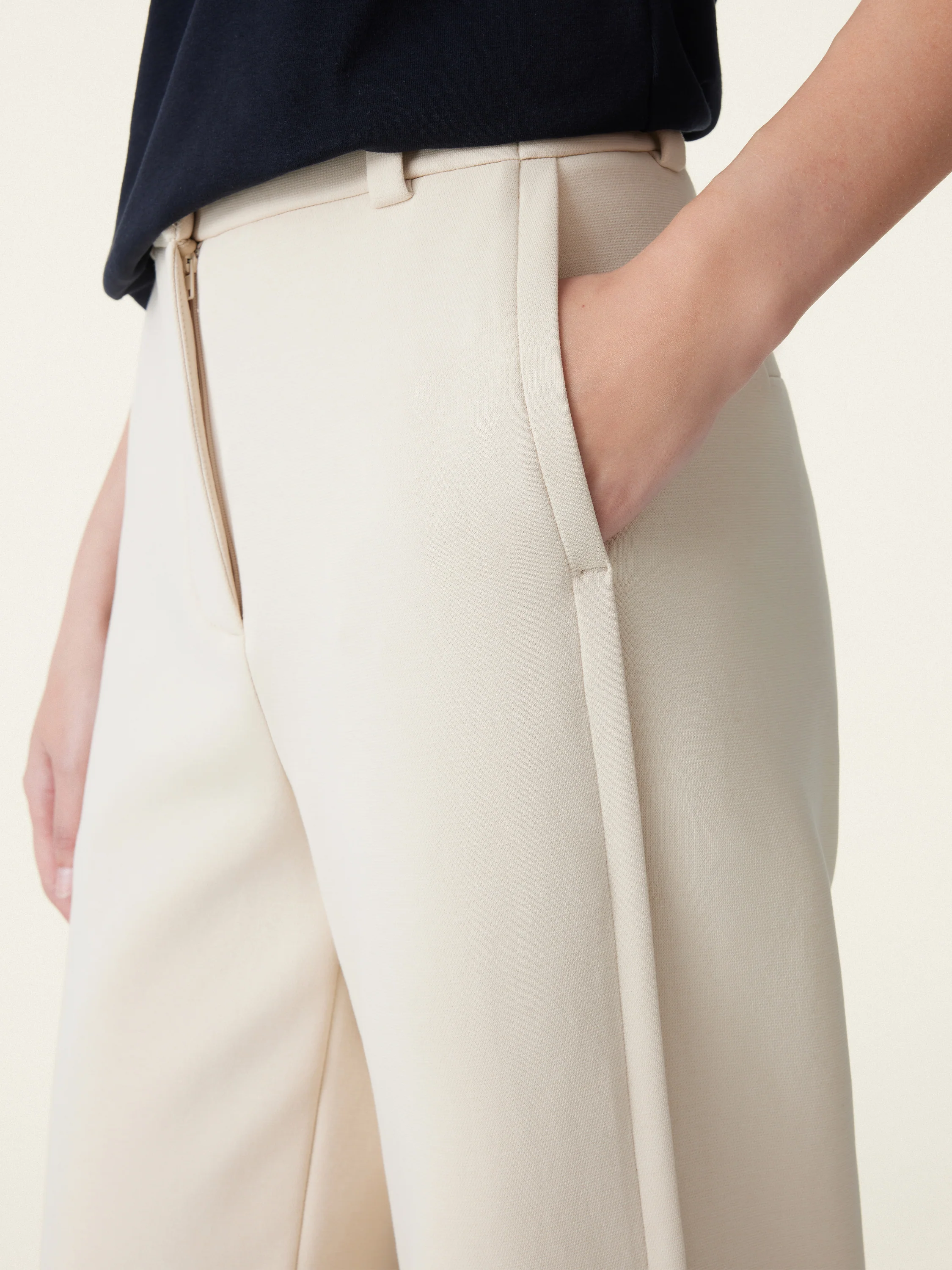 Stretchy Mid Rise Fly-Front Wide Leg Trousers - Image 4