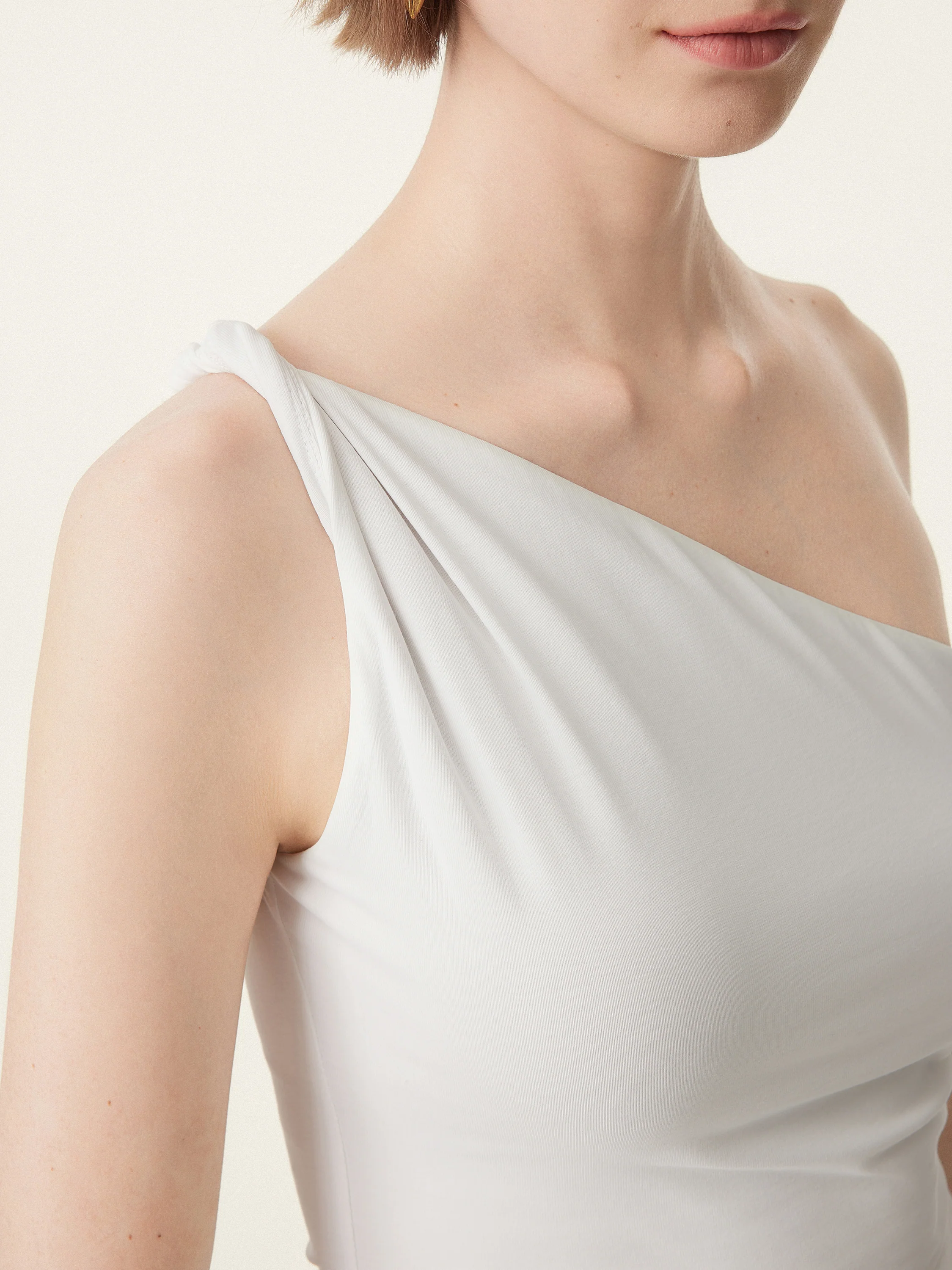 One Shoulder Twisted Bra Tank - Image 7