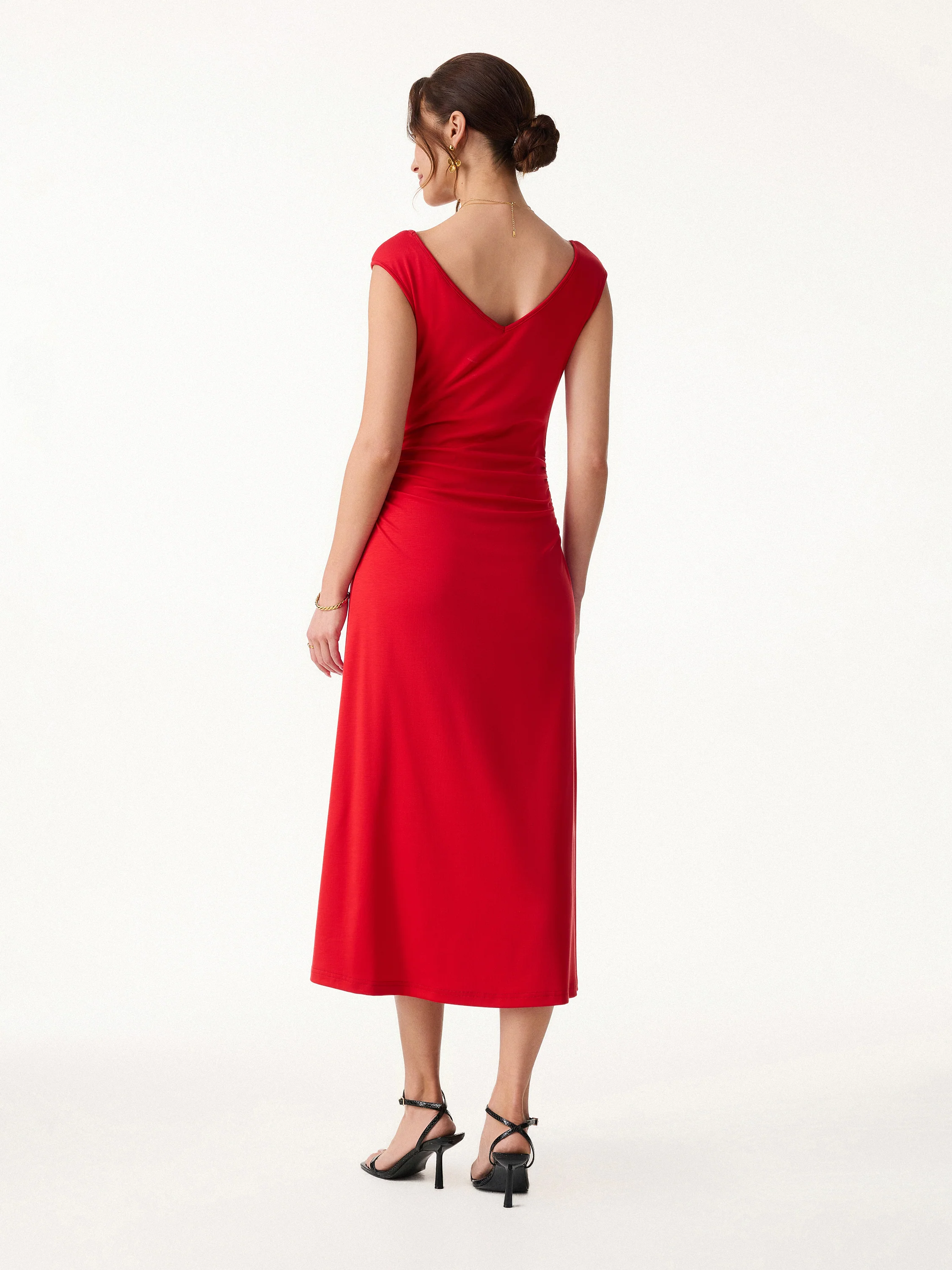 Cooling Lyocell V-Neck Ruched Midi Bra Dress - Image 7