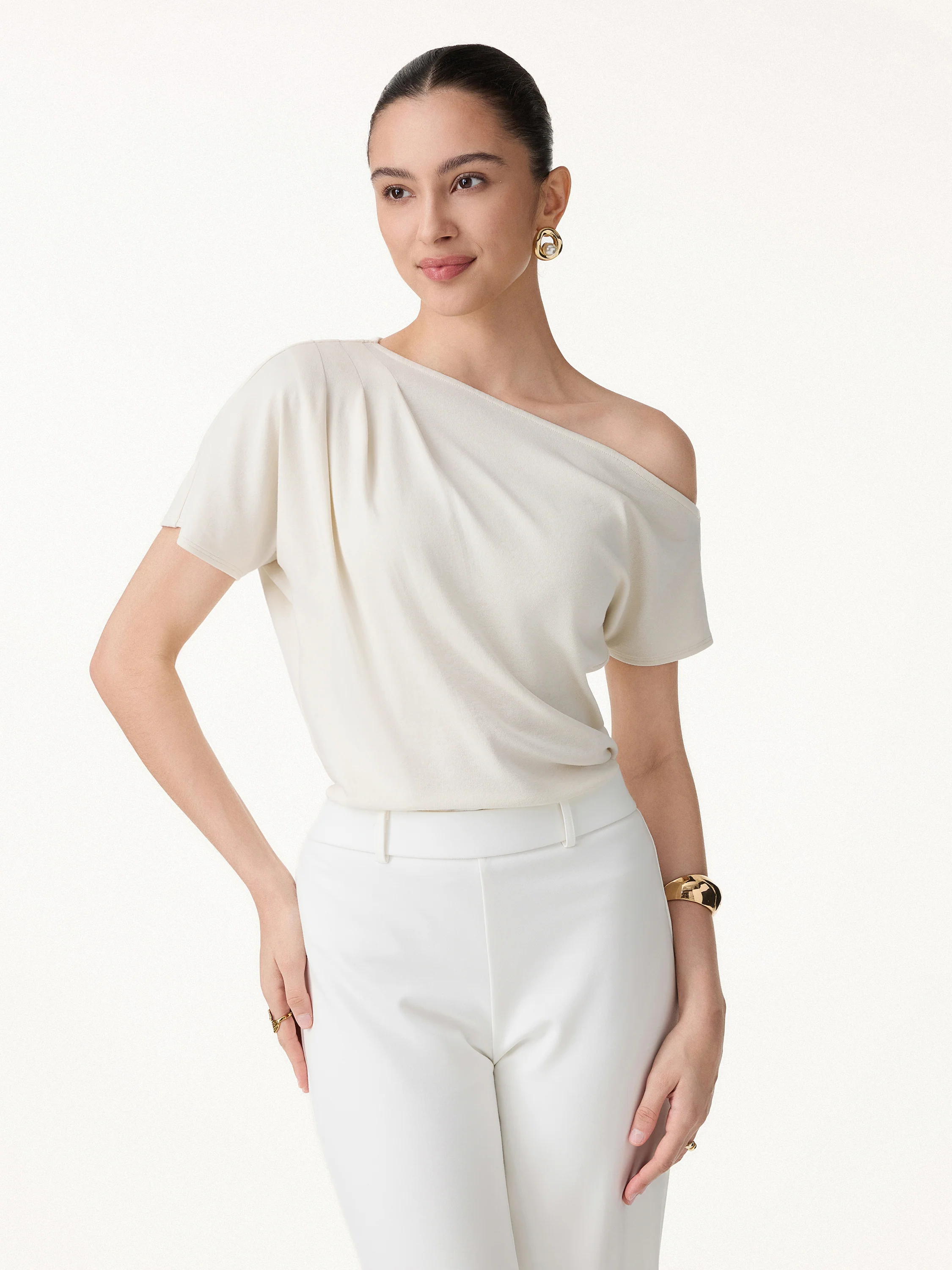 Cotton-Lyocell Effortless Asymmetrical Tucked Tee - Image 4