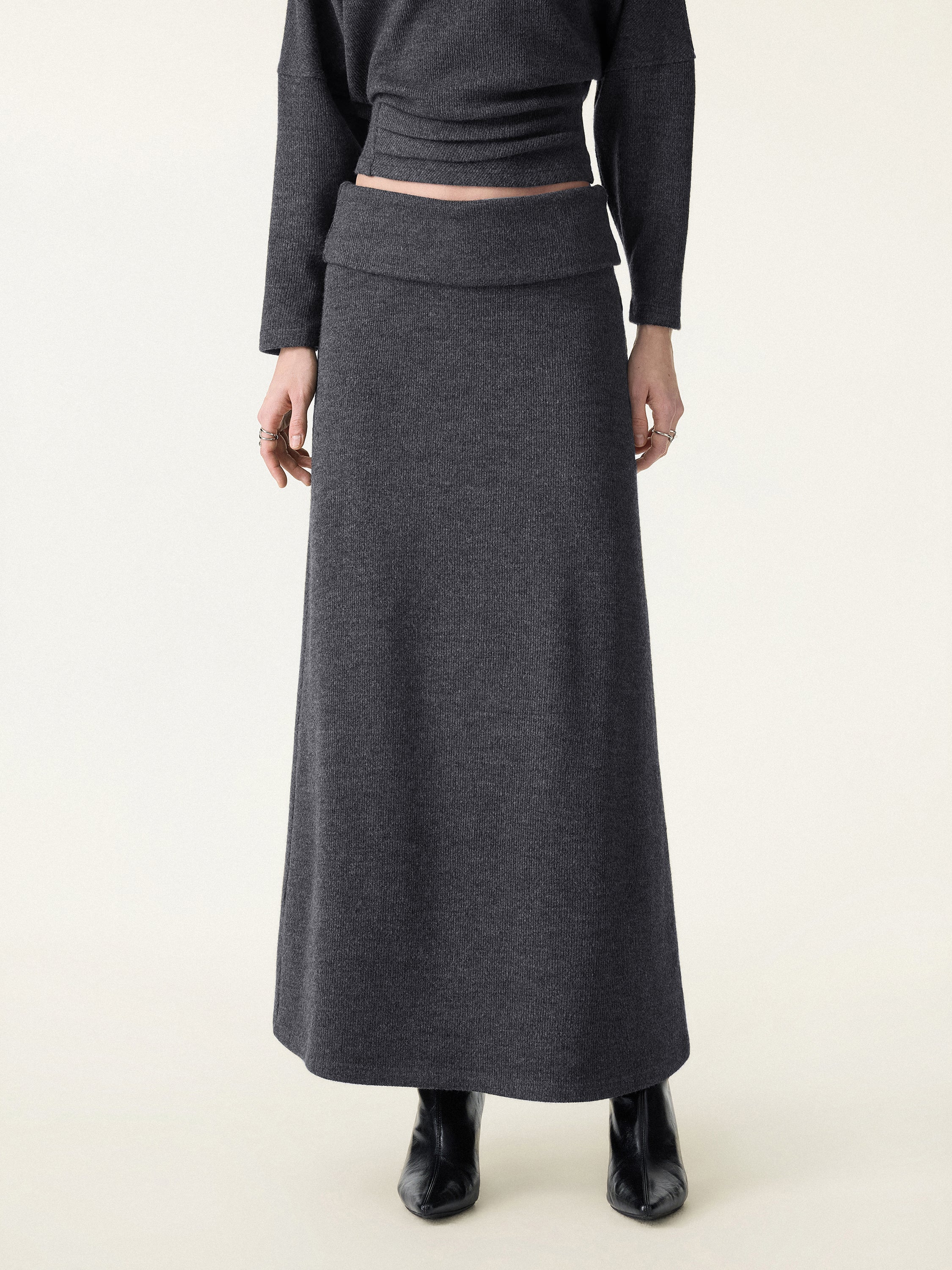 Cozy Ribbed Fold-Down Waistband A-line Maxi Skirt - Image 5