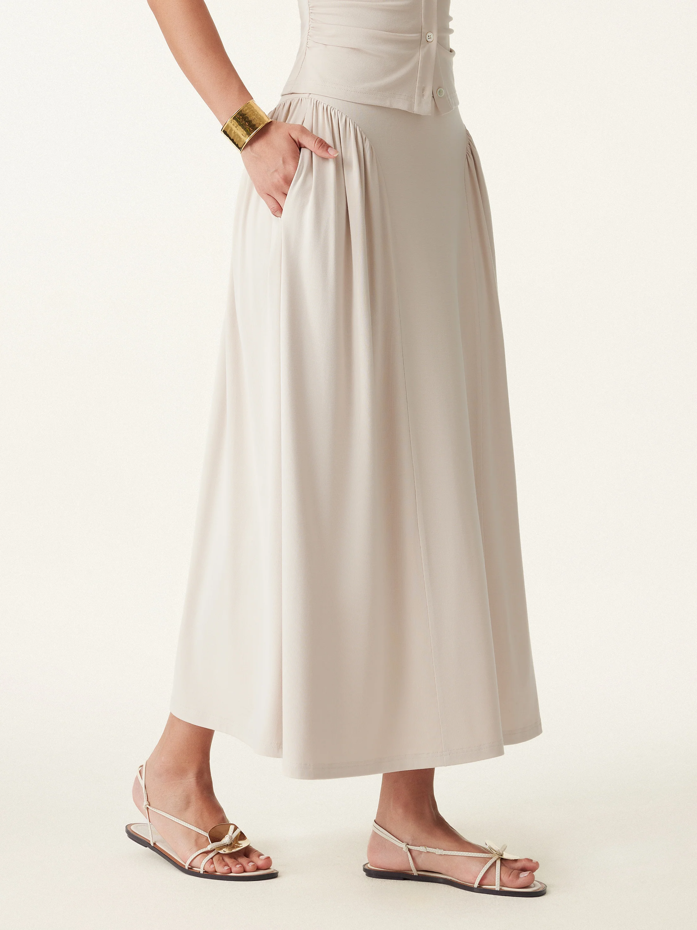 Curved Gathering Flared Midi Skirt with Pockets - Image 6