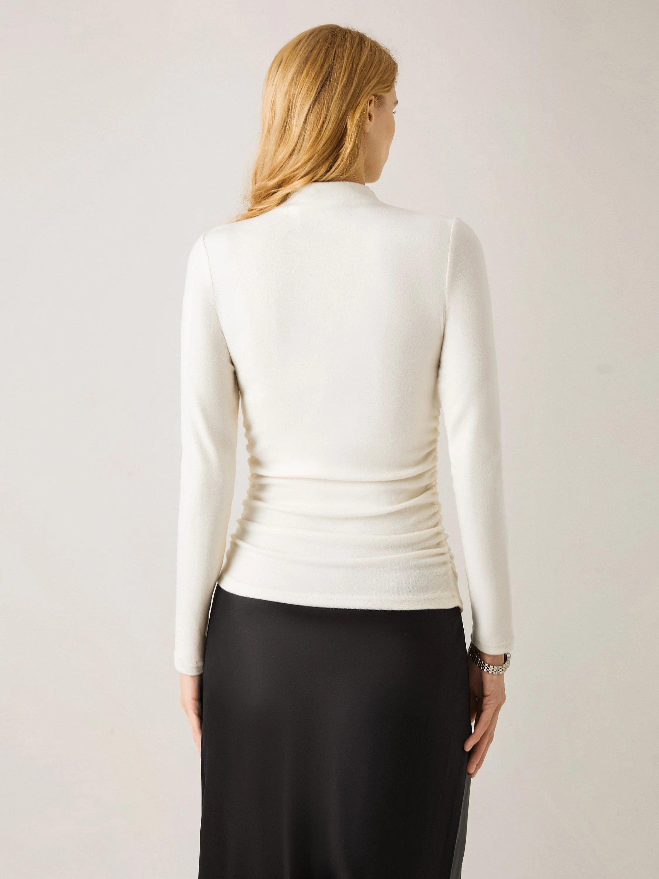 Thermal Ruched Sides Tuckable Mockneck Top - Image 6