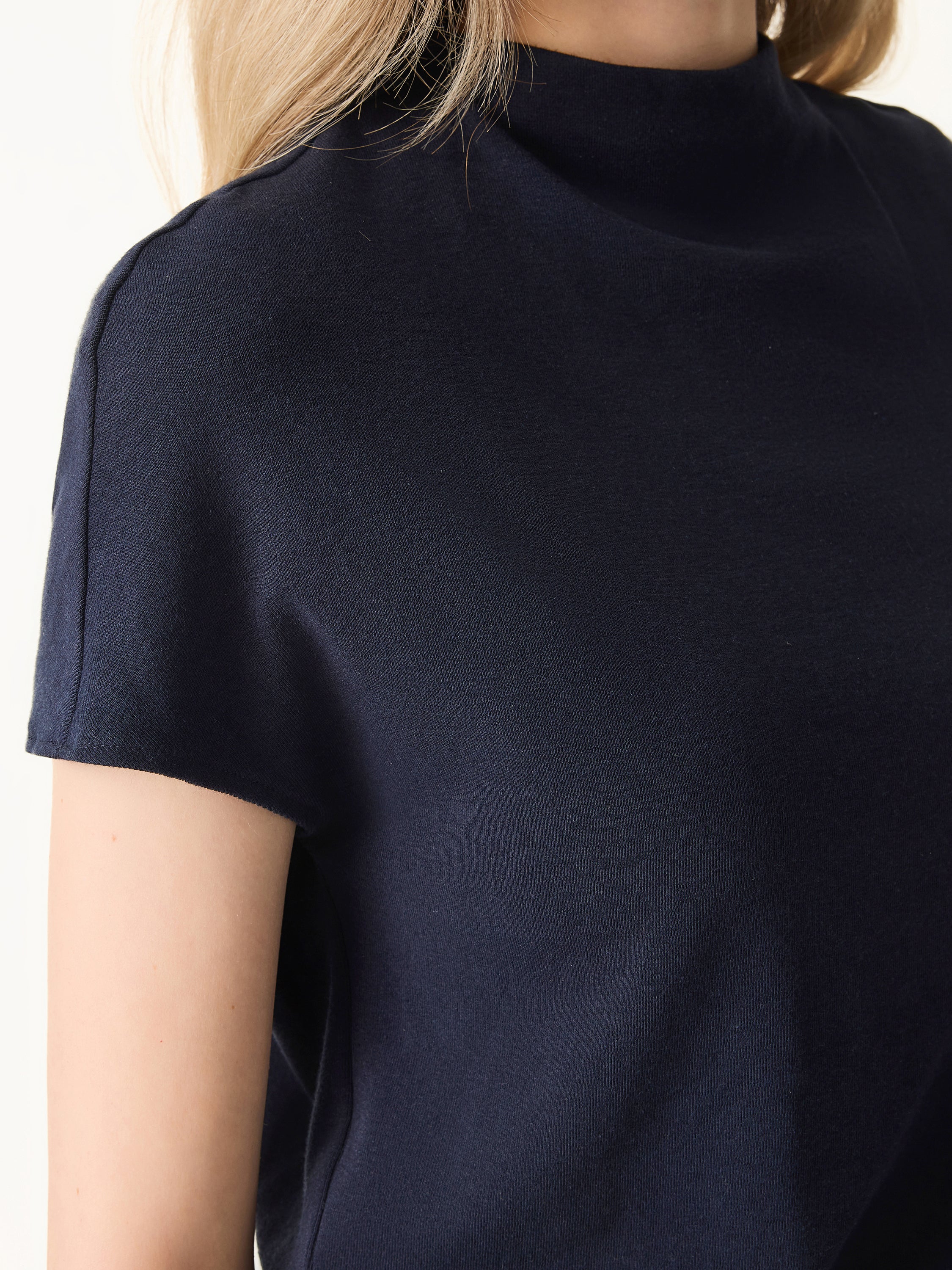 Essential Mockneck Short sleeves Bra Top - Image 9