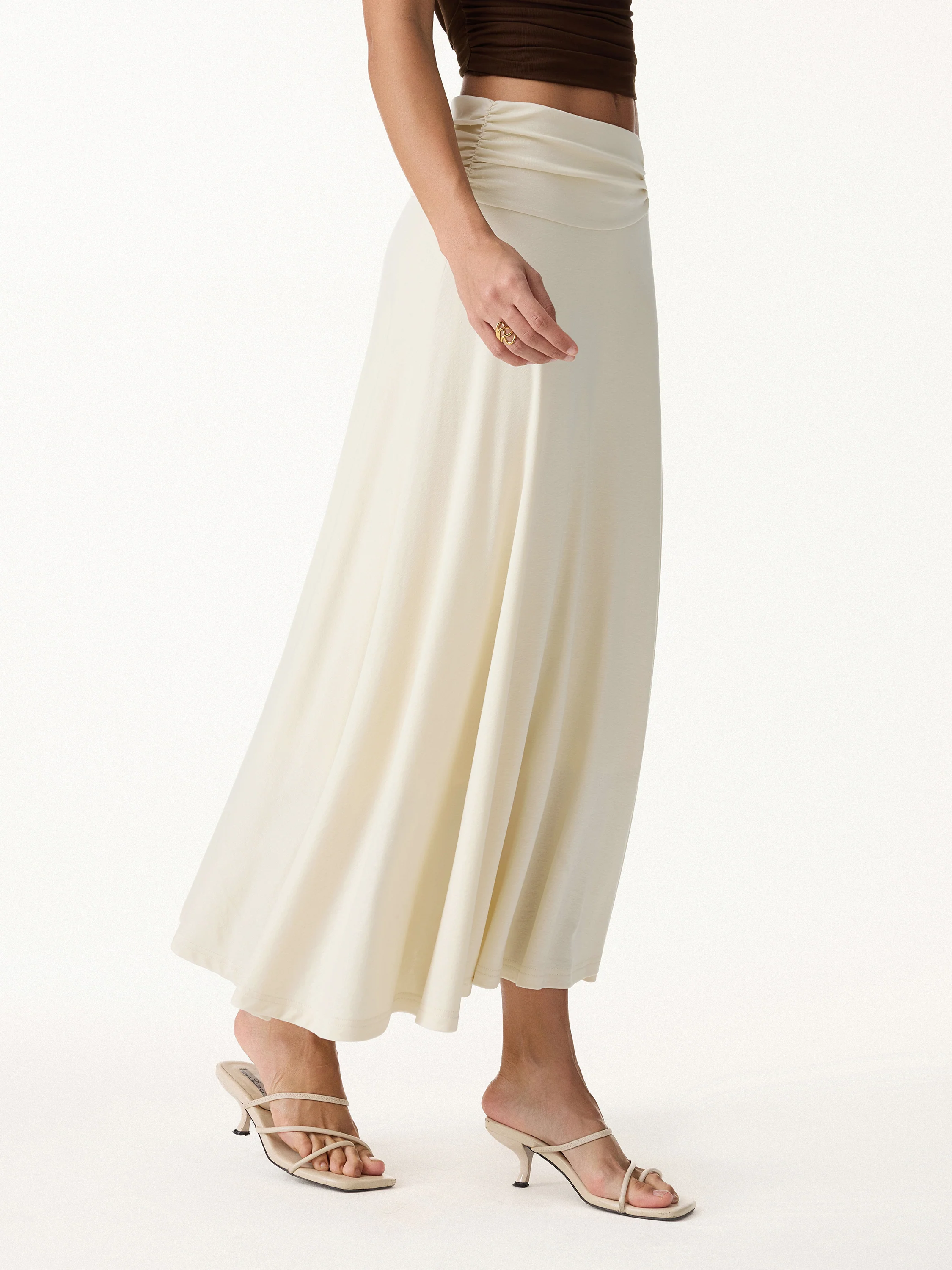 European Linen Flowy Vacay Maxi Skirt - Image 6
