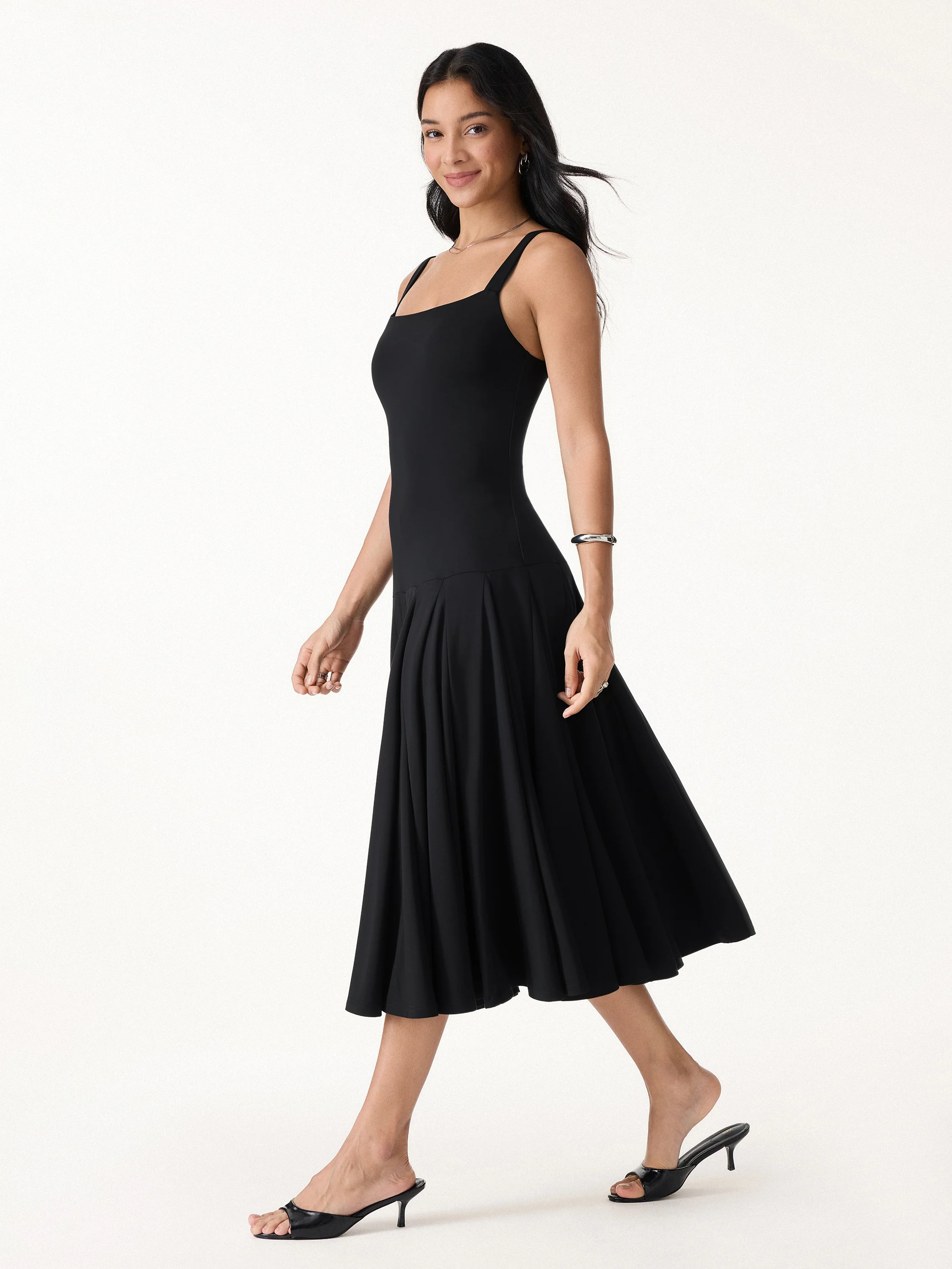 Forever Classy The Little Black Dress - Image 3