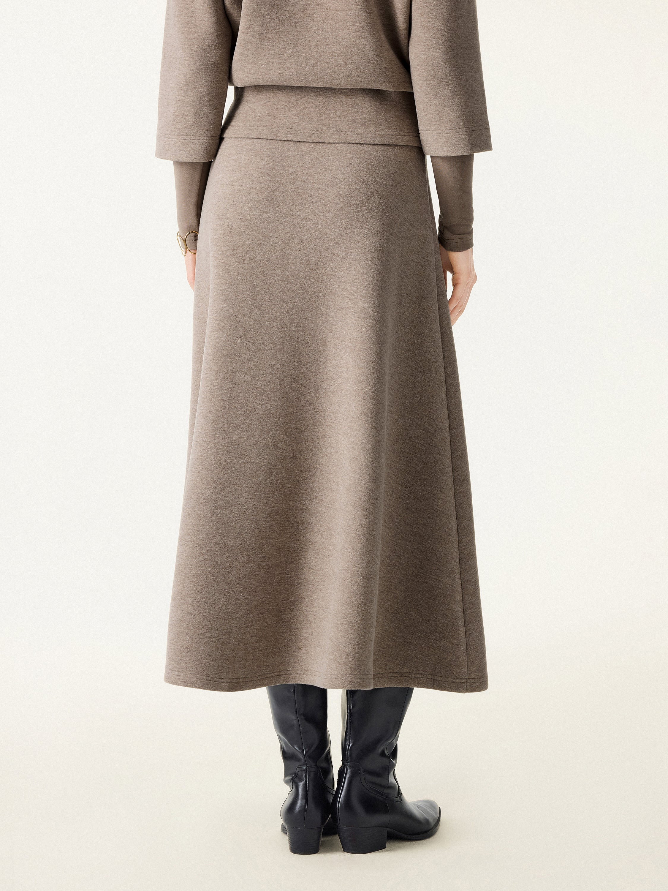 FuzzLuxe Essential Midi A-line Circle Skirt - Image 6
