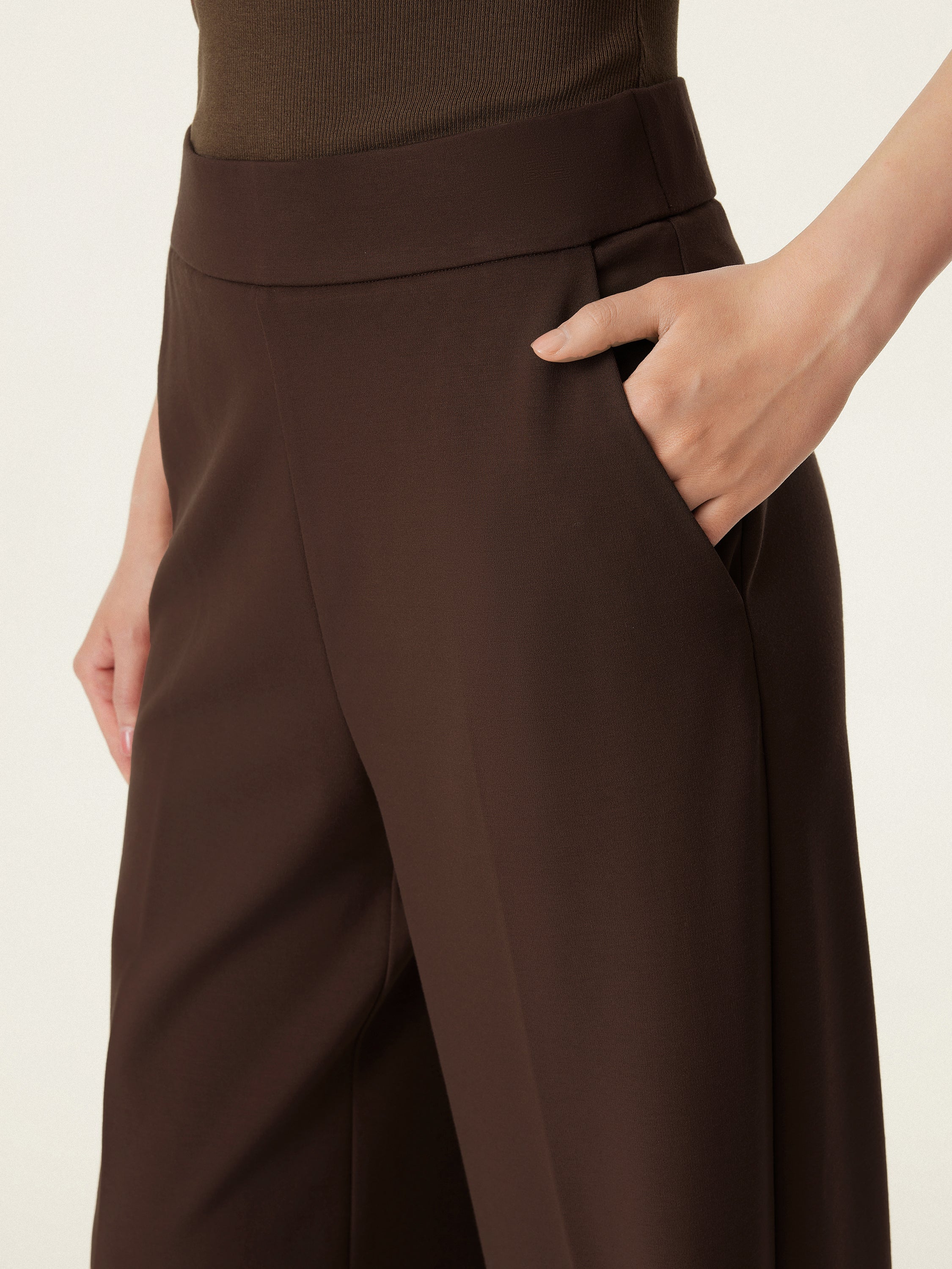 High Rise Wide Leg Trouser with Pockets - Image 2