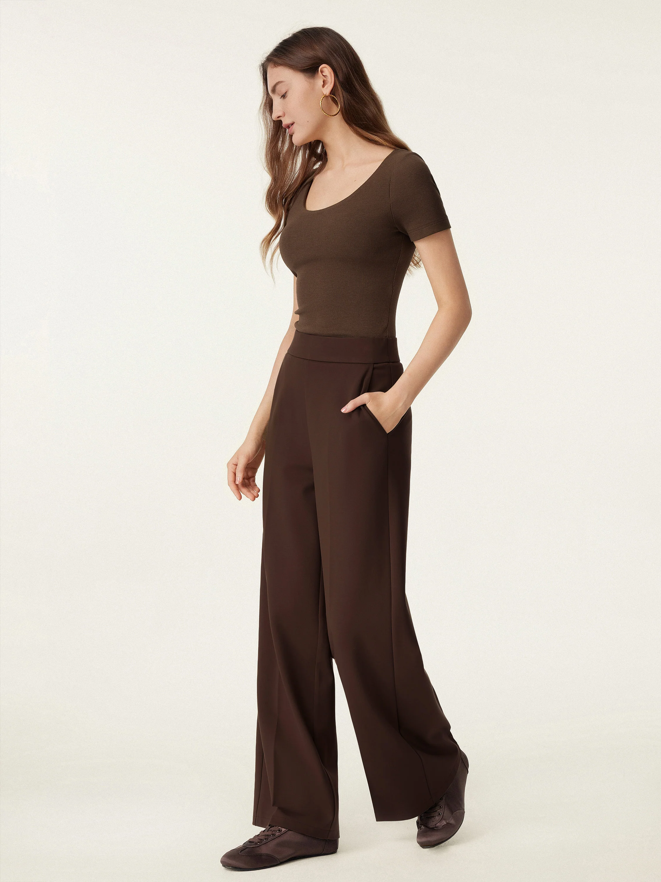 High Rise Wide Leg Trouser with Pockets - Image 4