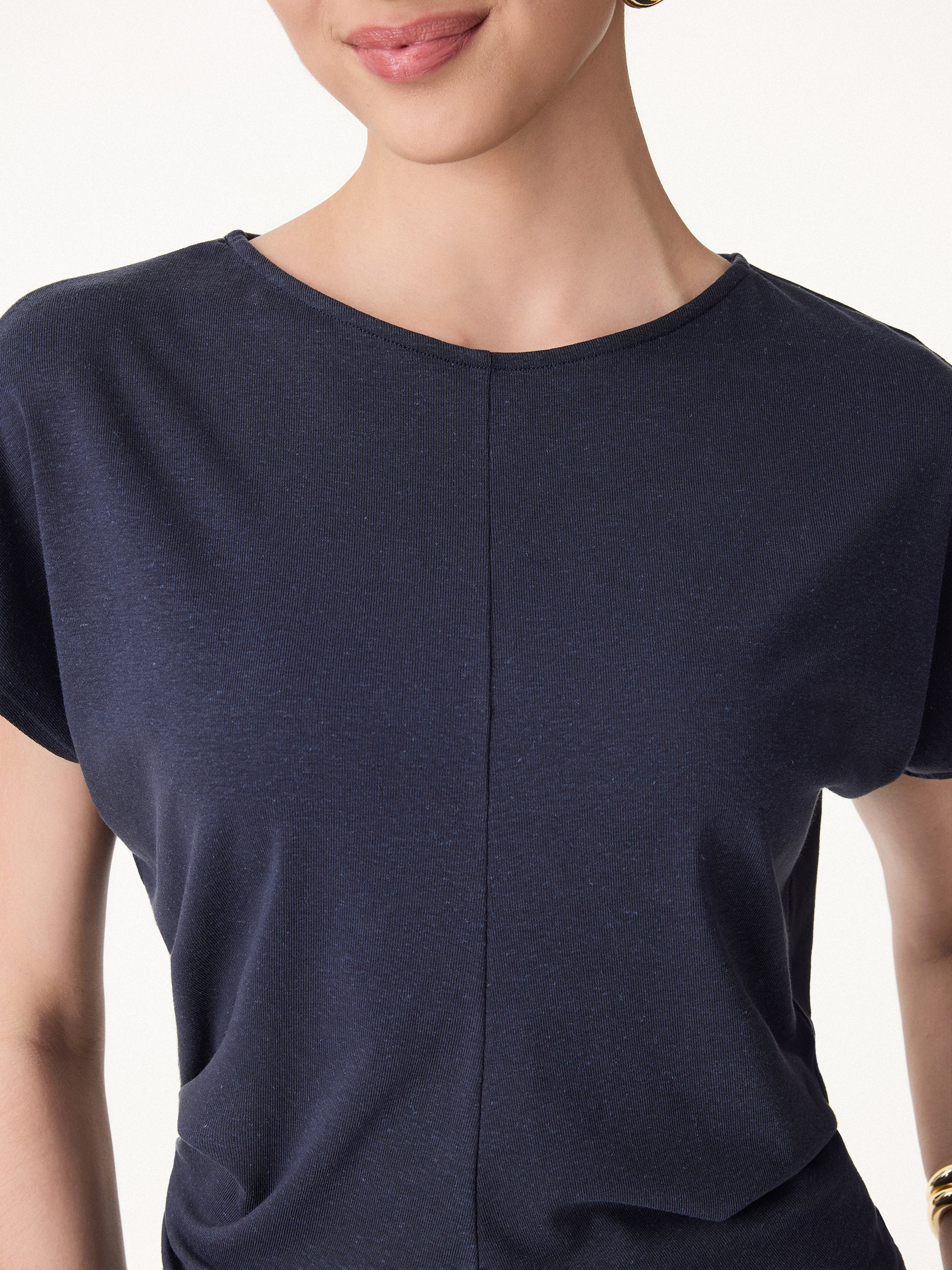Linen-Blend Round Neck Relaxed Summer Top - Image 4