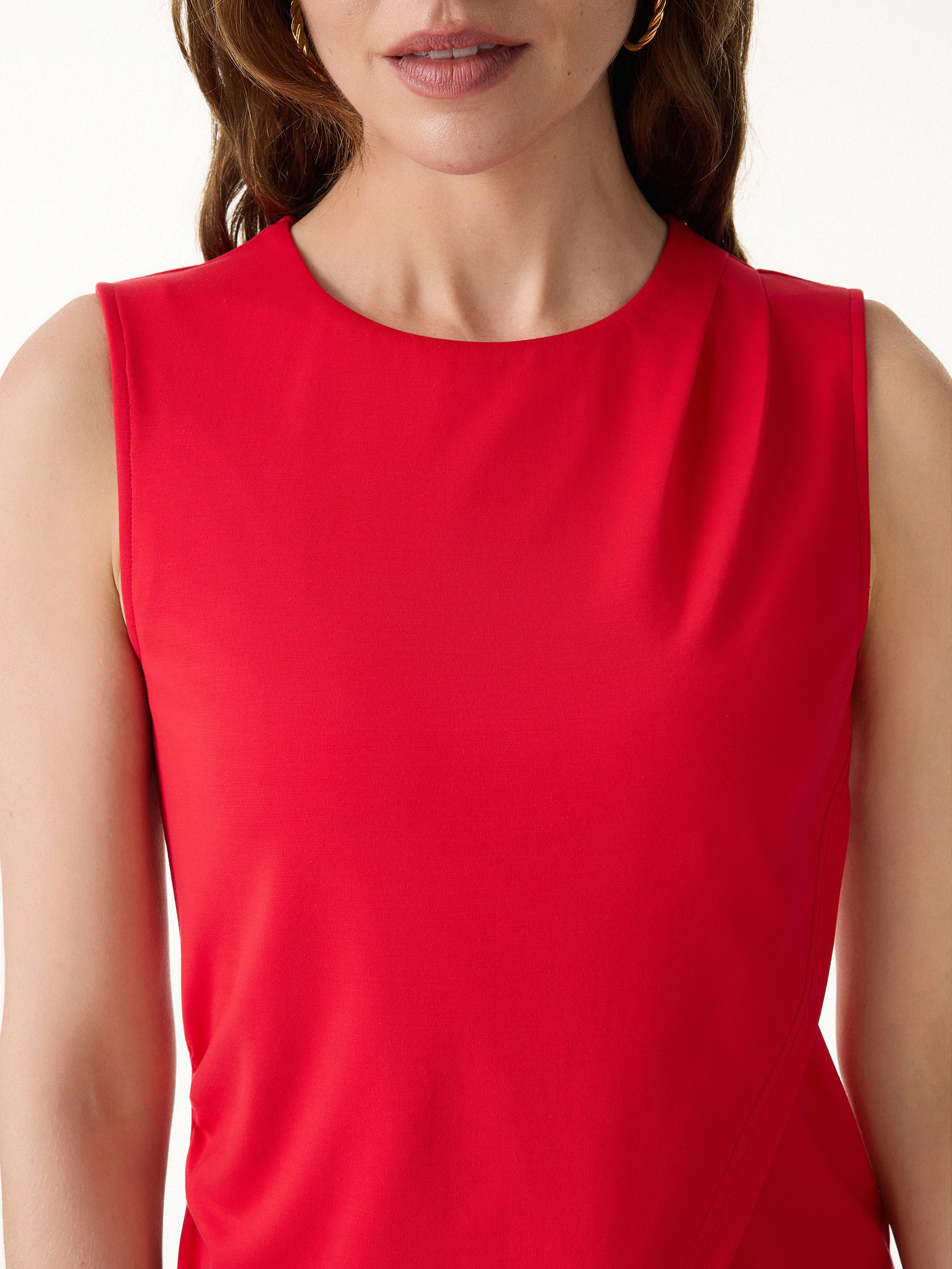 Lyocell Wool Tucked Asymmetrical Hem Top - Image 4