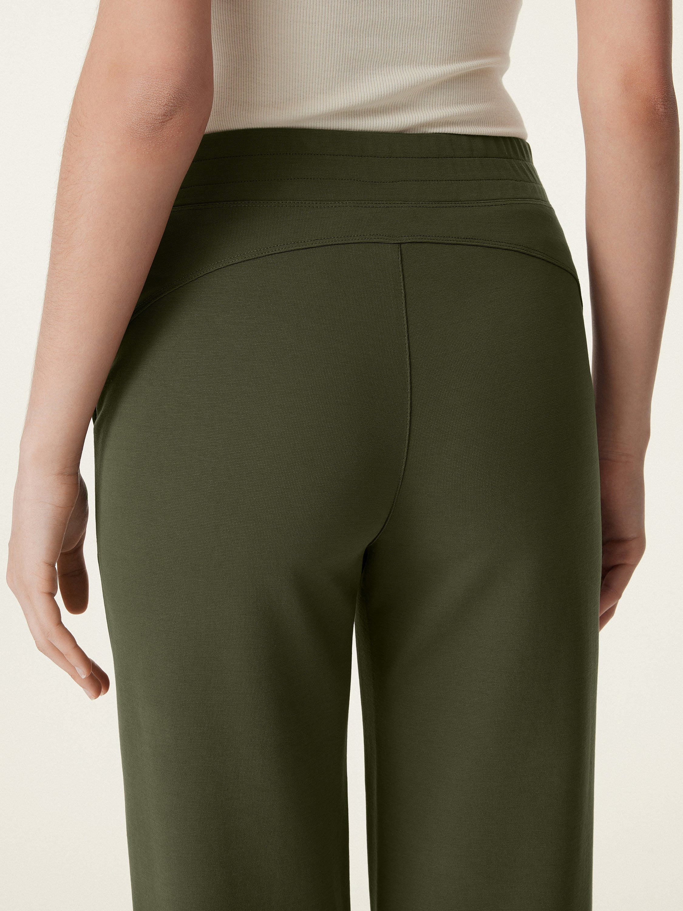 Mid Rise Pull-on Tapered Pants with Pockets - Image 18