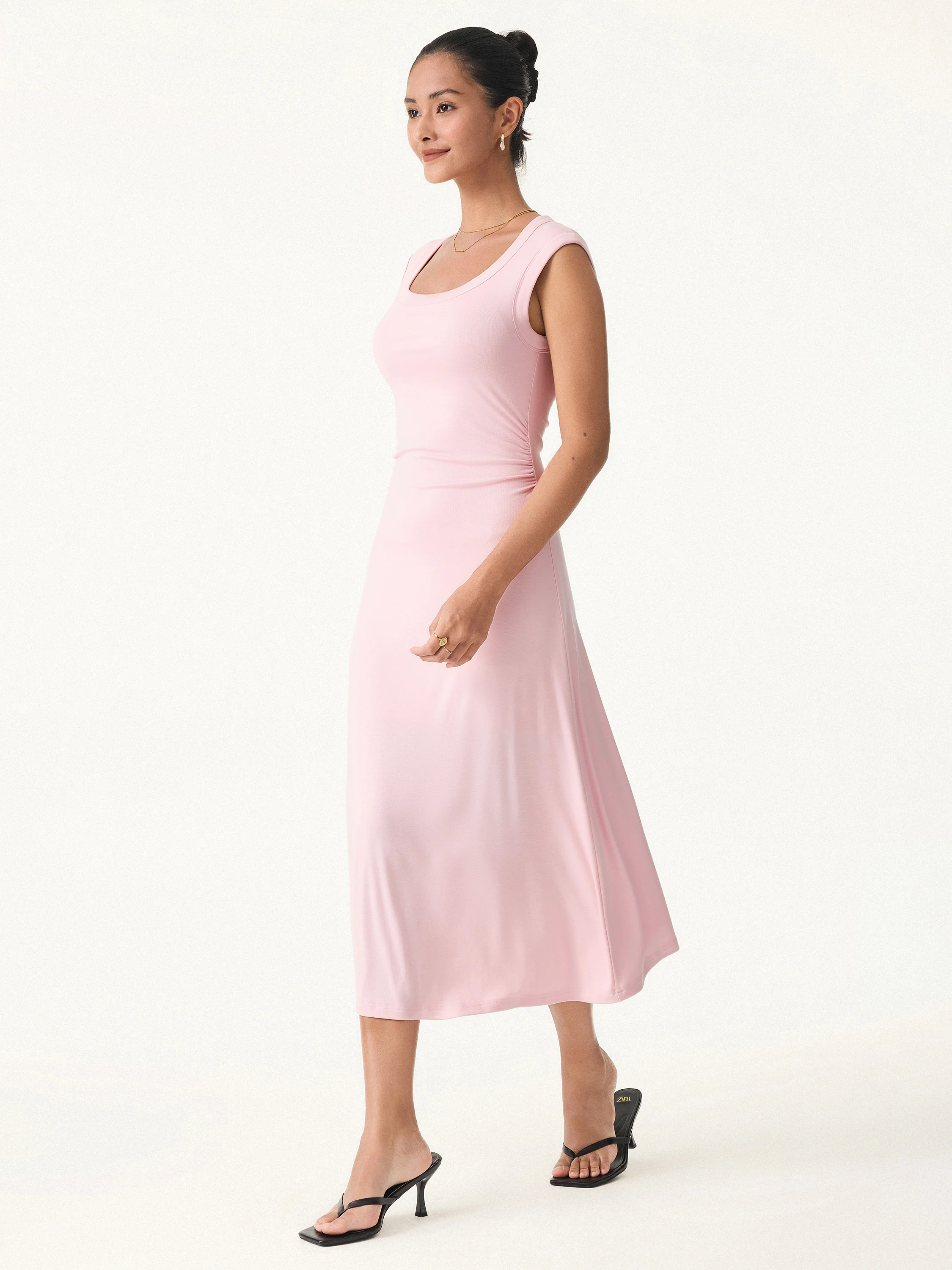 Scoop Neck Side Ruched New Airy Bra Midi Dress - Image 8