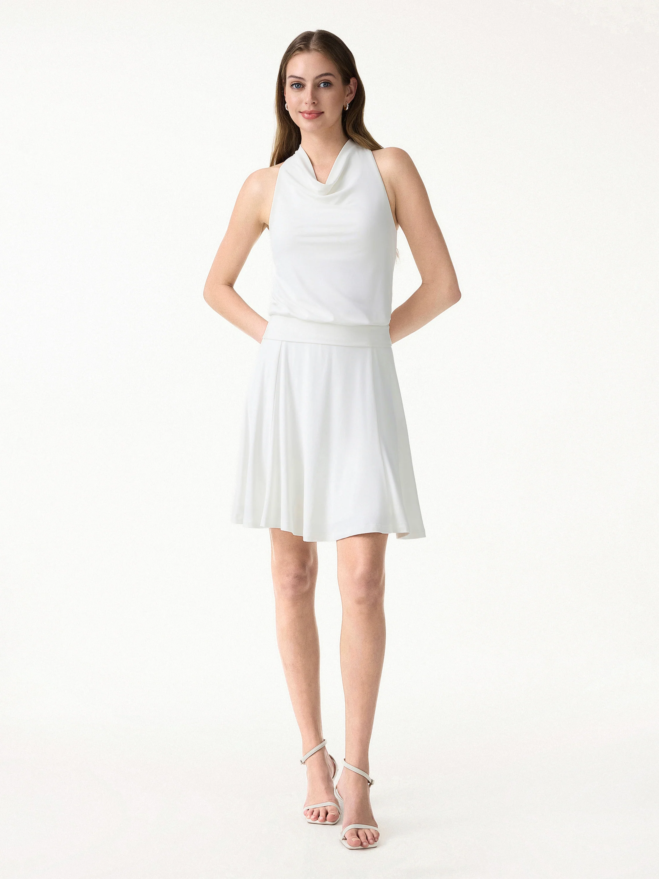 SkinKiss Essential Circle Flared Summer Mini Skirt - Image 2
