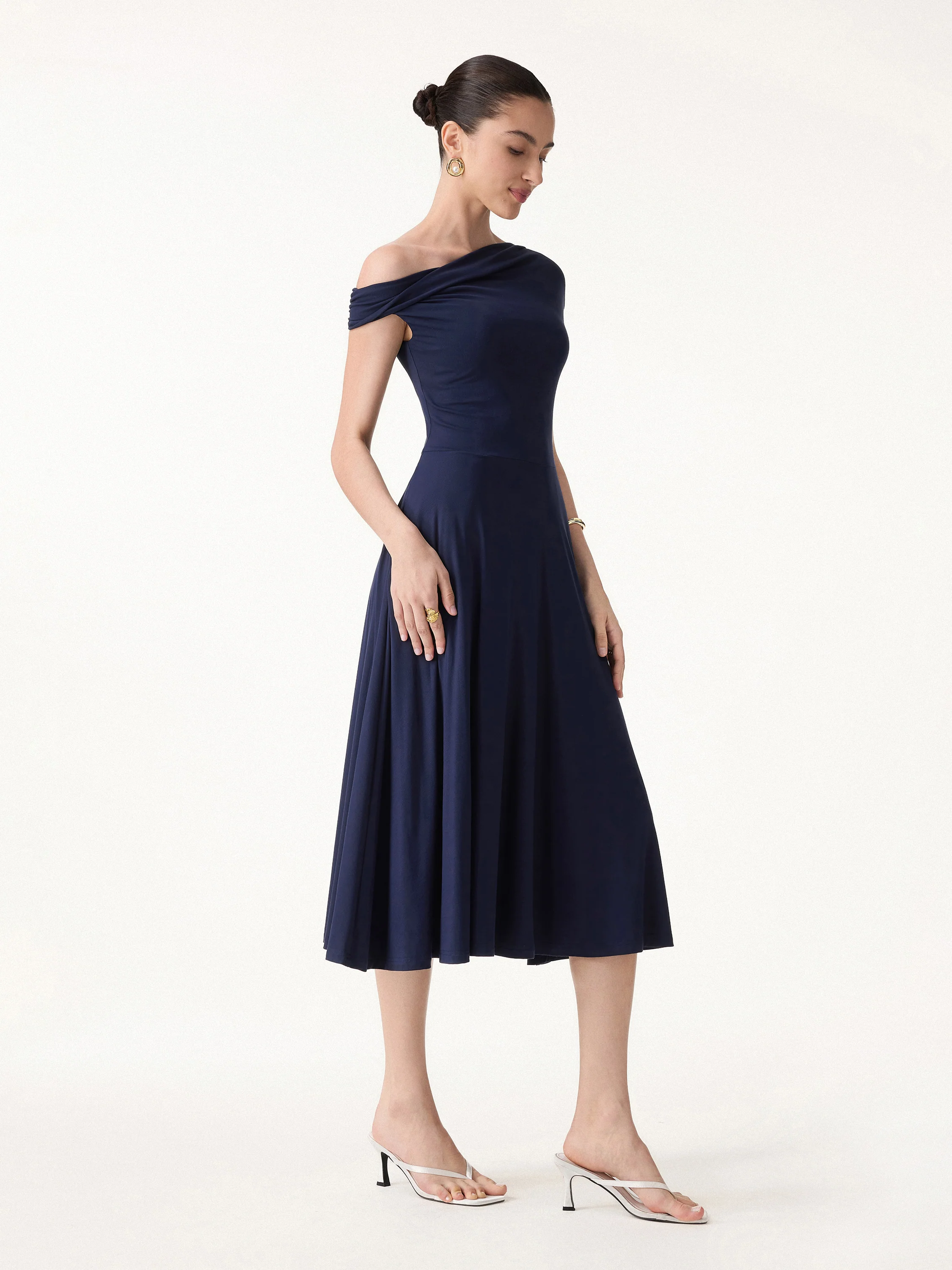 SkinKiss Multi-Wear Midi Bra Dress with Pockets - Image 9