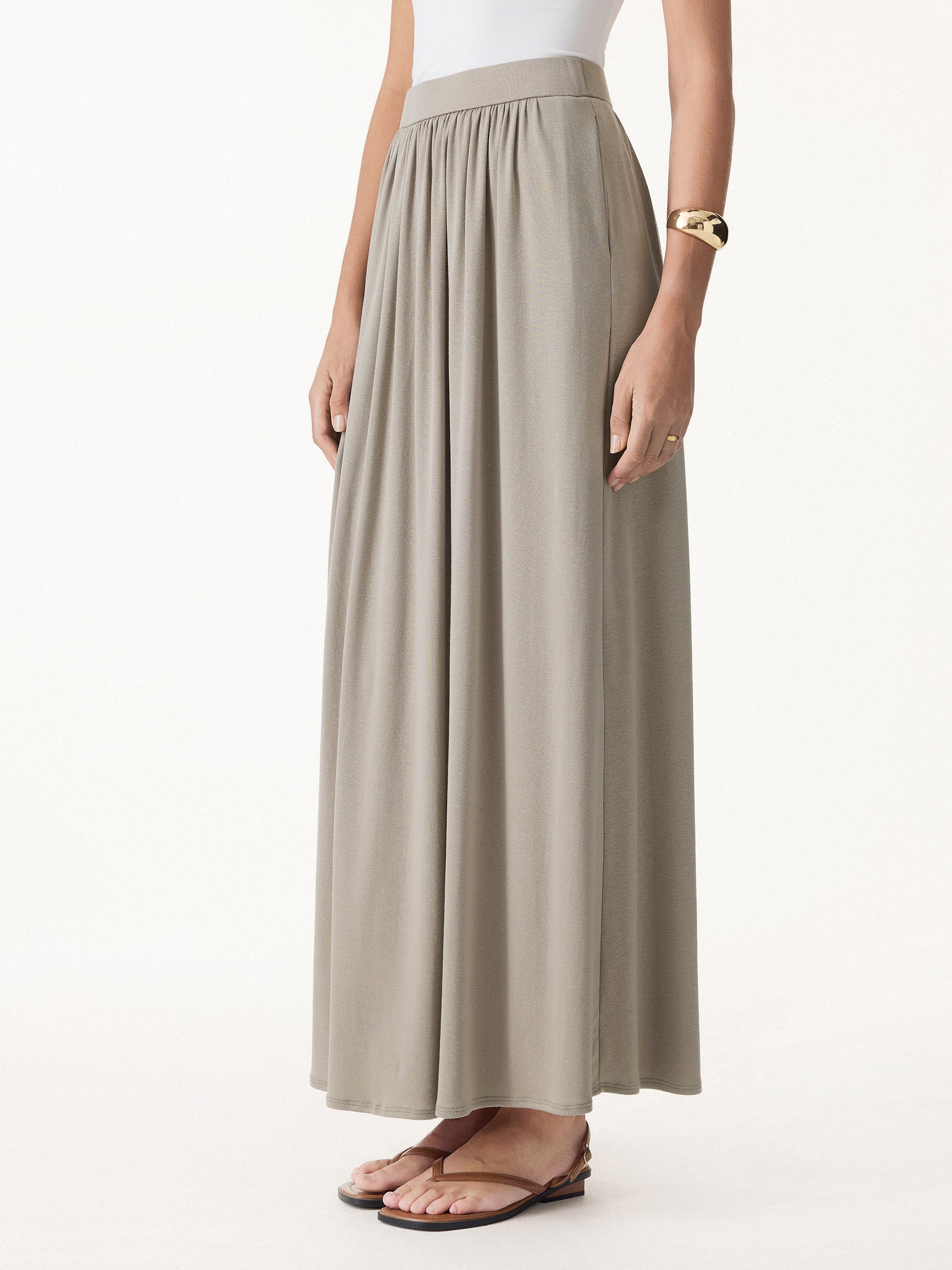 Soft Linen Knit Gathered A-Line Maxi Skirt with Pockets - Image 5