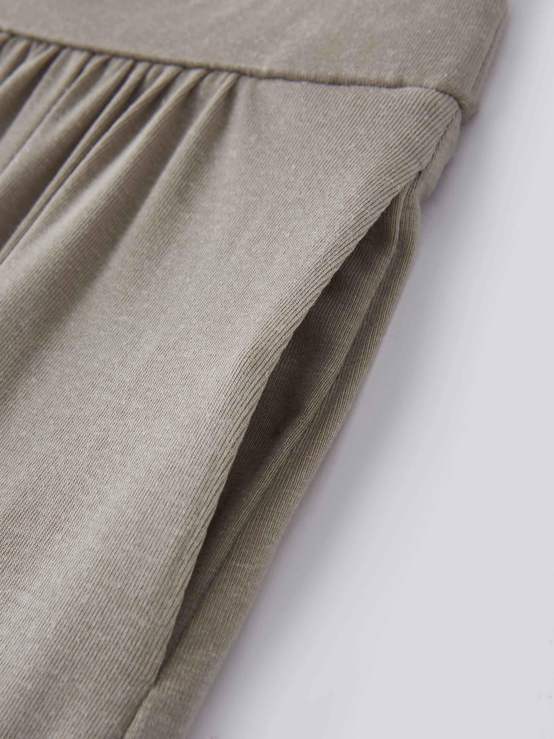Soft Linen Knit Gathered A-Line Maxi Skirt with Pockets - Image 8