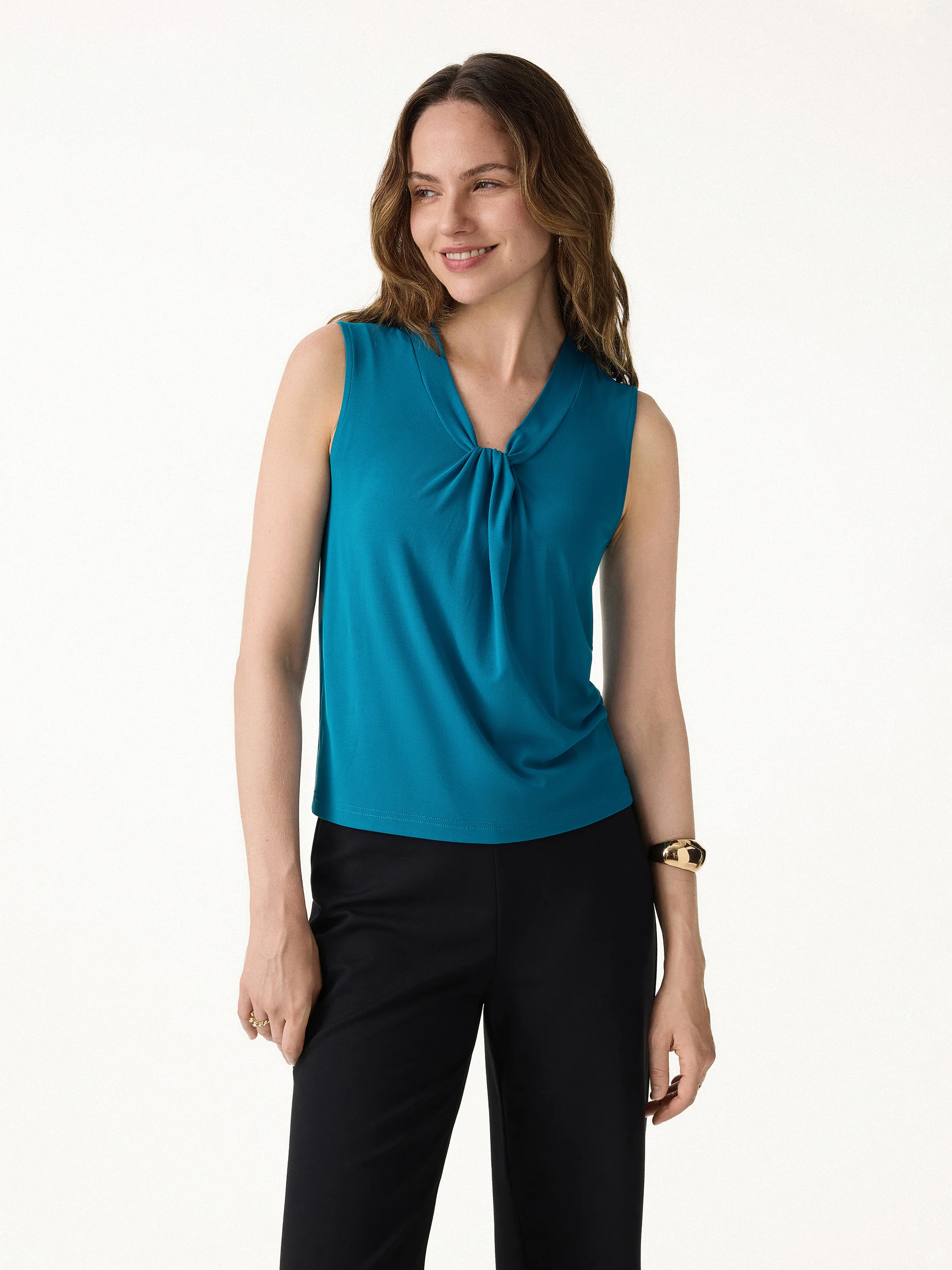 Soft SkinKiss V-Neck Sleeveless Top - Image 4