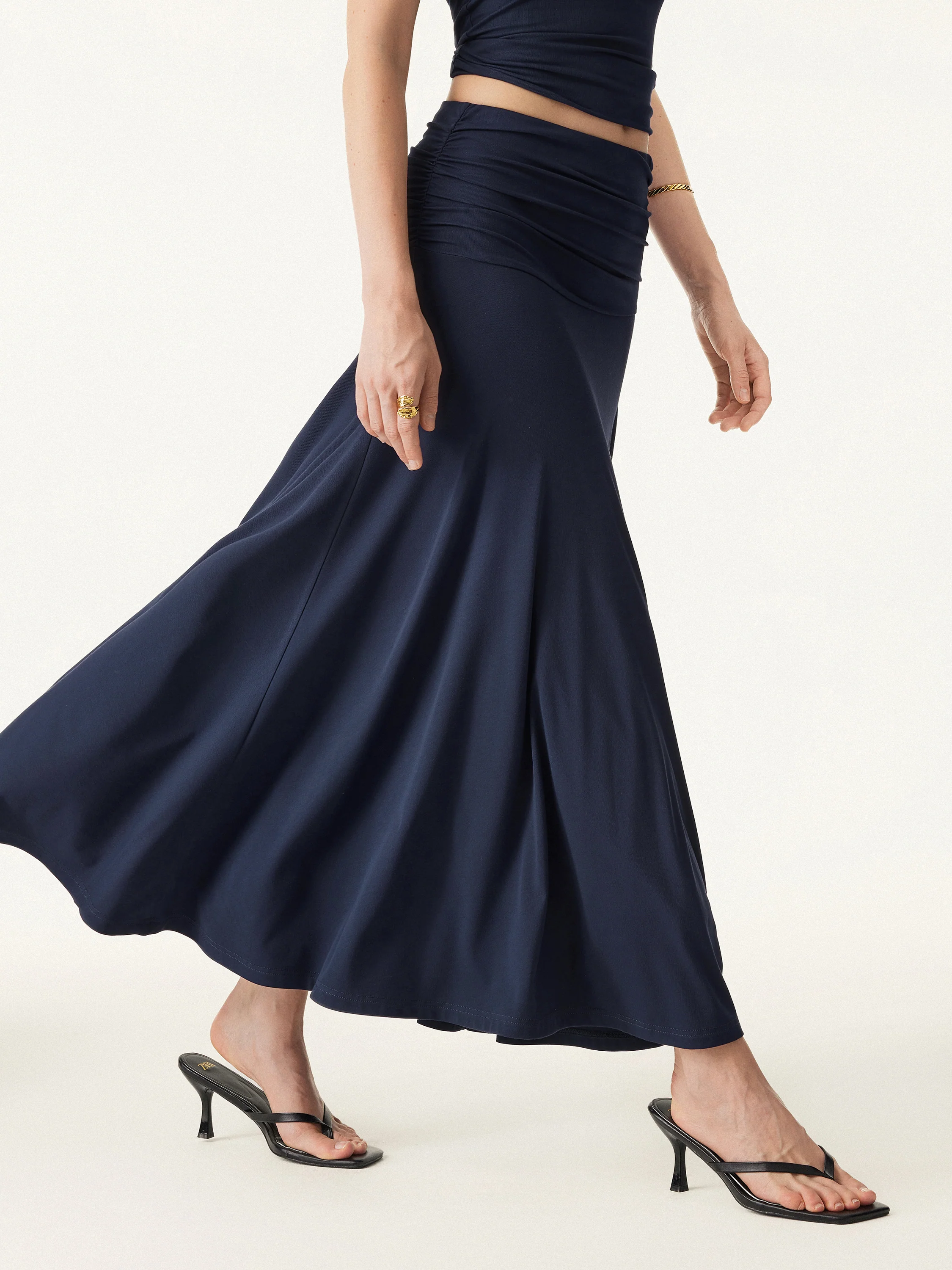 Ultrasoft Mid Rise A-line Ruched Maxi Skirt - Image 4