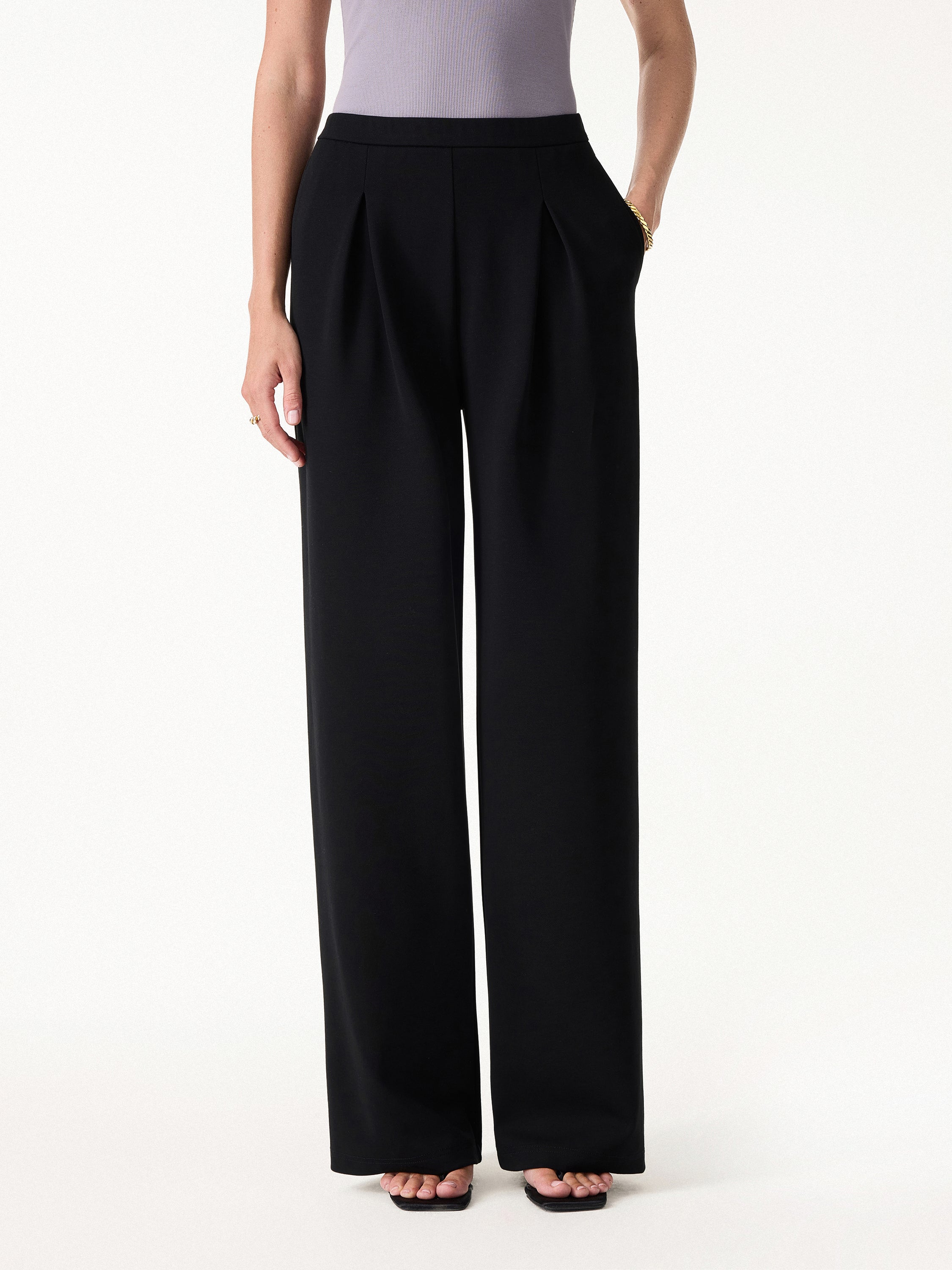 Wrinkle-Resistant Mid Rise Wide Leg Pleated Pants with Pockets - Image 5